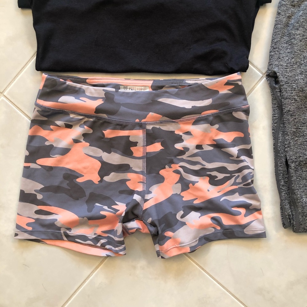 WORKOUT BUNDLE - Picture 2 of 4